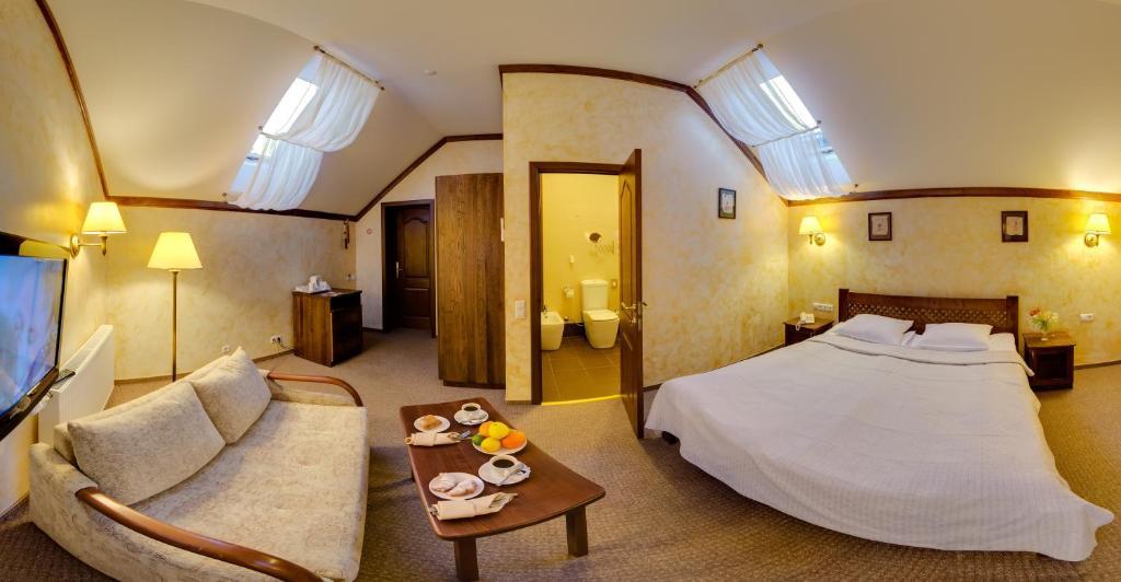 Hotel Pid Templem Iwano-Frankiwsk Zimmer foto