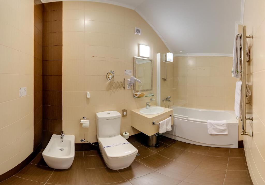 Hotel Pid Templem Iwano-Frankiwsk Zimmer foto